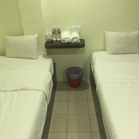 Desa House Hotel Kepong Eksteriør billede