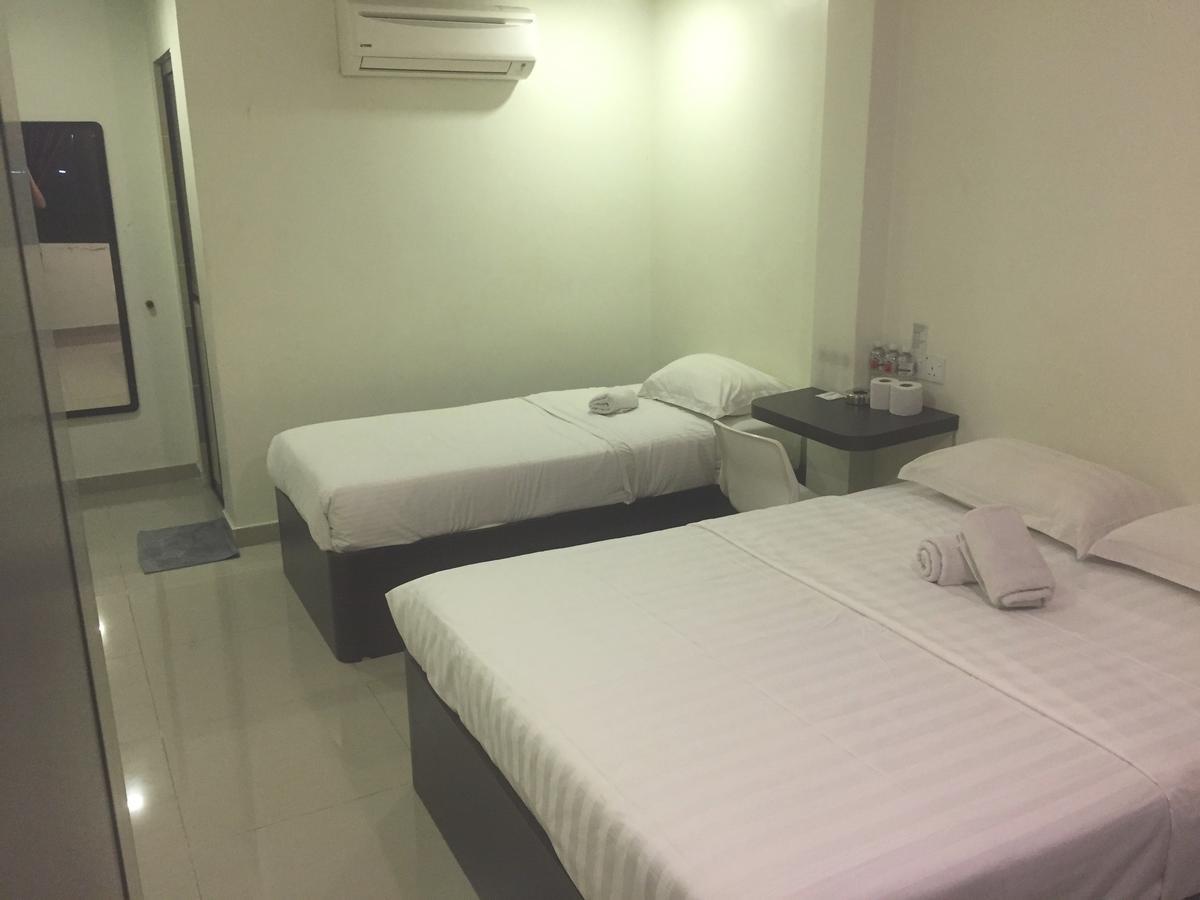 Desa House Hotel Kepong Eksteriør billede