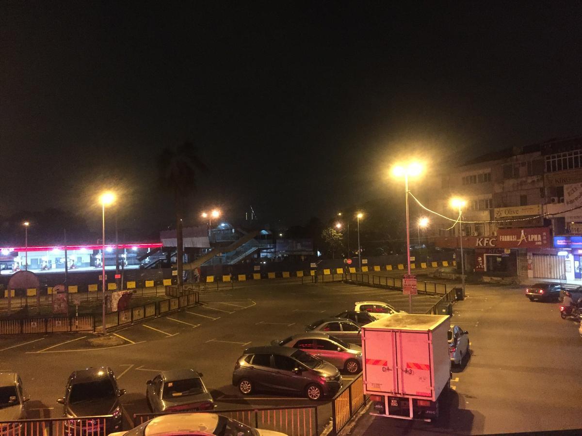 Desa House Hotel Kepong Eksteriør billede