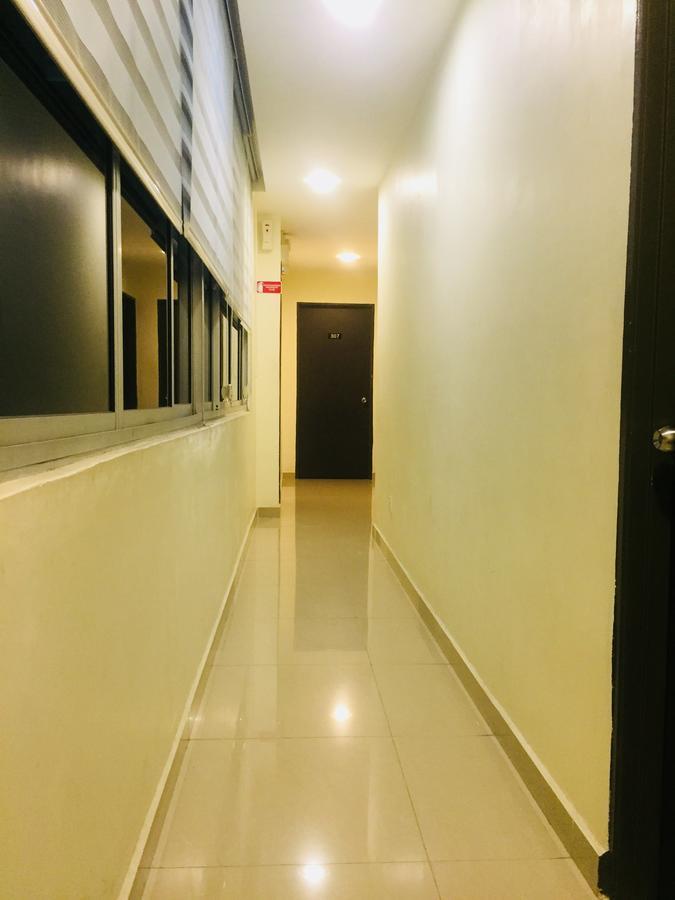 Desa House Hotel Kepong Eksteriør billede