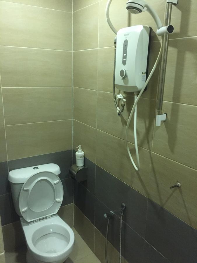 Desa House Hotel Kepong Eksteriør billede