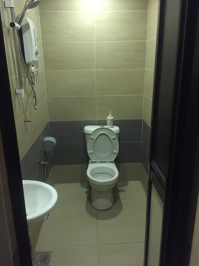 Desa House Hotel Kepong Eksteriør billede