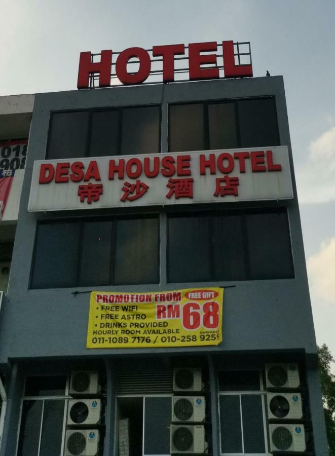 Desa House Hotel Kepong Eksteriør billede